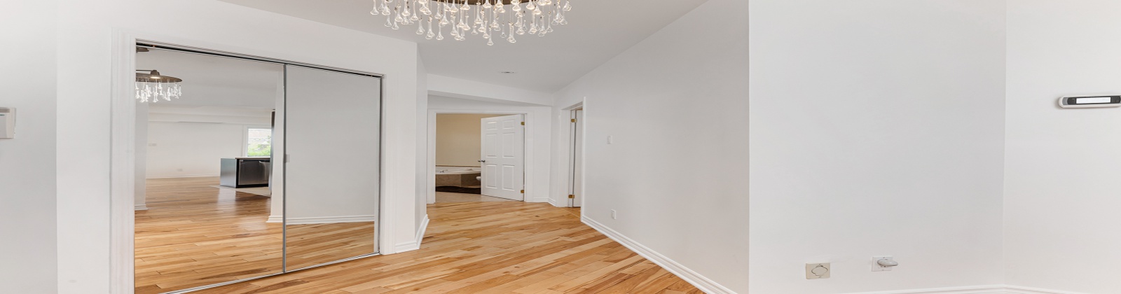4 Bedrooms Bedrooms, ,2 BathroomsBathrooms,Apartment,À vendre,1109