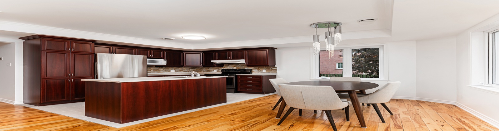 4 Bedrooms Bedrooms, ,2 BathroomsBathrooms,Apartment,À vendre,1109