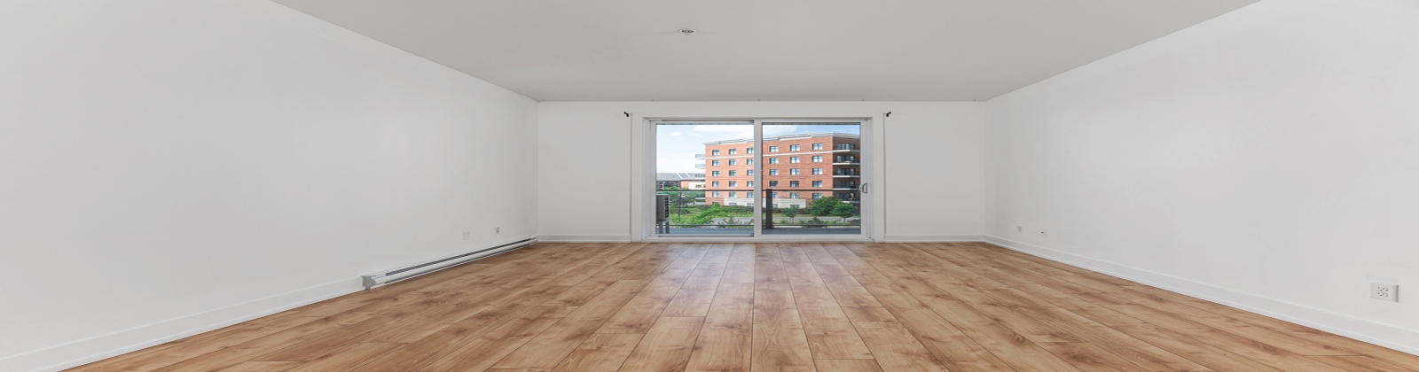 1 Bedroom Bedrooms, 6 Rooms Rooms,1 BathroomBathrooms,Apartment,For Sale,1113