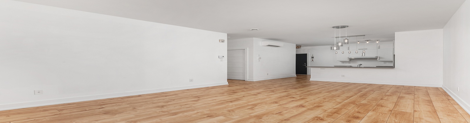 1 Bedroom Bedrooms, 6 Rooms Rooms,1 BathroomBathrooms,Apartment,For Sale,1113